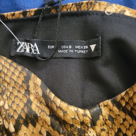 Crop Top - Picture 3 of 5